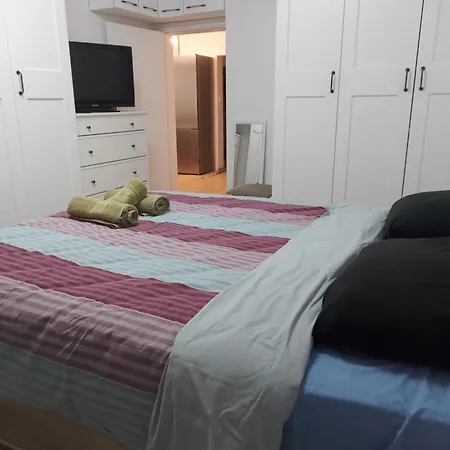 Cozy Close To The Center