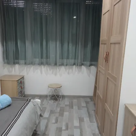 Apartamento Cozy Close To The Center