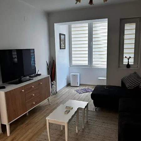 Cozy Close To The Center Apartamento *